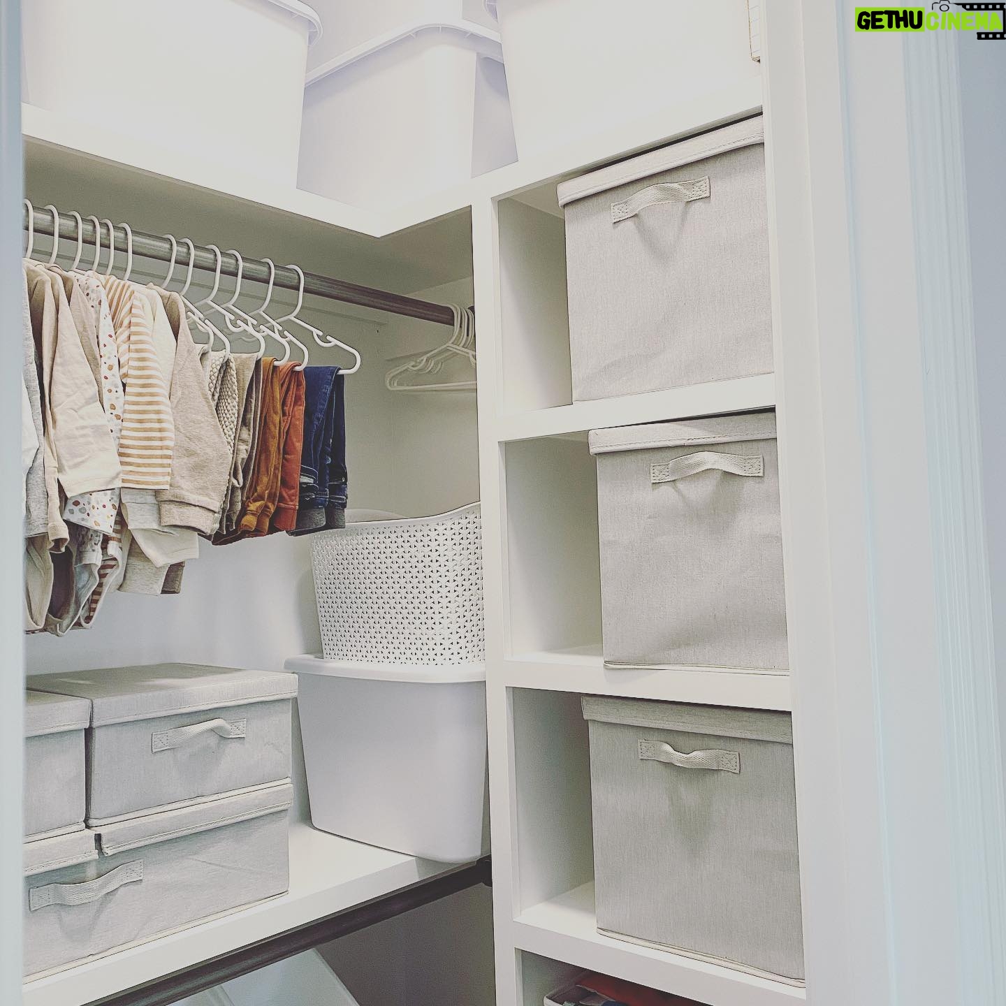 Elle Fowler Instagram - Closet Organization - Swipe to see the before! I just posted a video on this project.