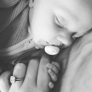 Elle Fowler Instagram - Can he stay this small forever? 😭