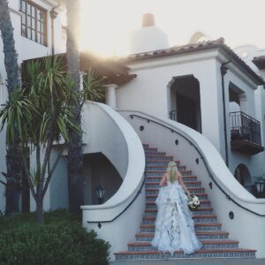 Elle Fowler Instagram - 5 years ago I married @alexgoot and would do it again and again. I love you!