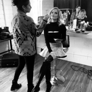 Ellen Hollman Instagram - B&W shenanigans 🥸
-
-
-
W/my sis @erinbishoprealestate @makeup_by_karishma 
#matrixresurrections  #matrix4 #keanureeves #carrieannmoss #echo #trinity @the_matrix_4 #lanawachowski @wbpictures #actress #blackandwhite #editorial @thunderroadpictures #bossbitch #suit #confidence #bold 
  #drama #cast #action  #actress @zerogravitymgmt @mcconnellm01 @personapr photos by @rikerbrothers styling by  @highheelprncess lashes by @linah1004 @ndskinandlashes skincare by @luuhairdesign color by @stefslayshair @blondbeautylounge hair styling by @guiniushair