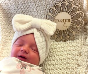 Ellen Hollman Instagram - Welcome to the world my darling Evelyn…you have already shown us a love greater than we could have imagined💕