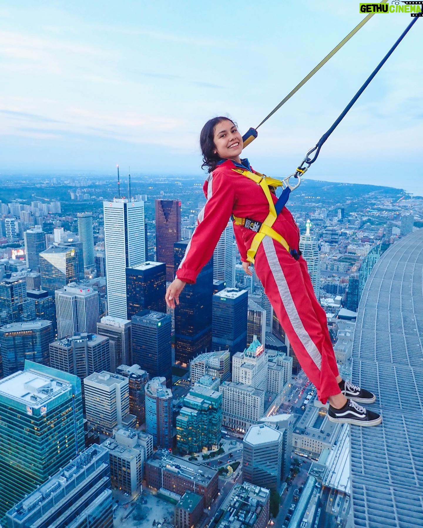 Ellen Wong - 2.2K Likes - Also look at this fearless human @apachita_ , she made me do it!! One more screening of @thatsawsm today @aptn_ca 330pm EST. Let’s spend more time with youth and hear what they have to say! 💖
Check stories for more! @cntower