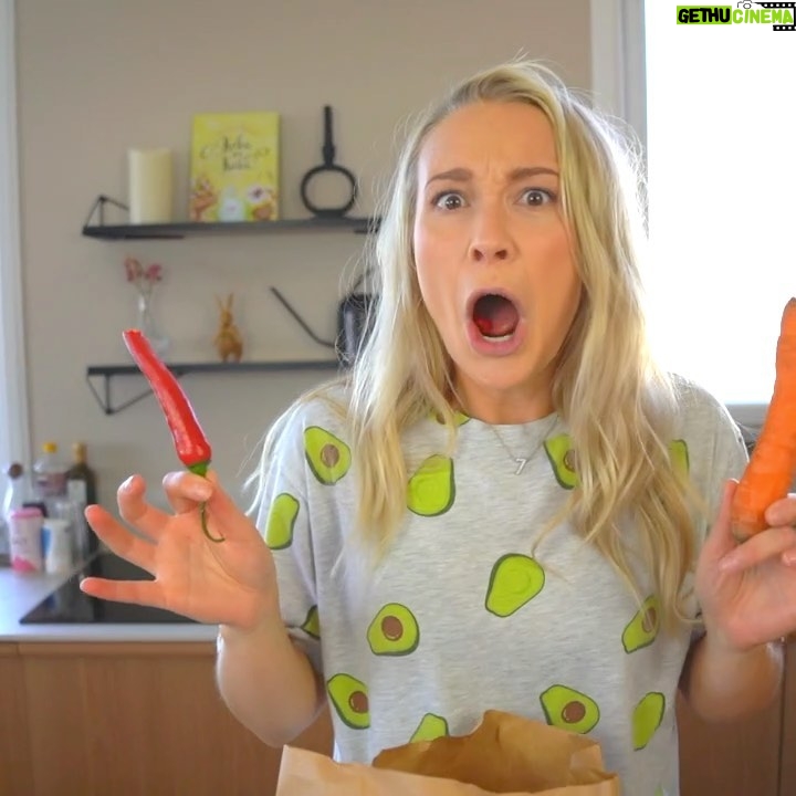 Ellen Bergström Instagram - Reklam för @hellofreshsverige - min favoritmatkasse! Om ni inte testat så do it! Såå goda recept och enkelt att göra 🥰. Med min kod ”HEJELLEN” får ni 30 % rabatt på era två första kassar och 20 % på nr 3:e och 4:e. Gäller för nya kunder :) #hellofreshsverige