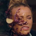 Ellen Bergström Instagram – Ni missar väl inte Julköket imorgon? 😅 @markusgranseth @svt