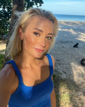 Ellen Bergström Instagram - Njuter av sol och värme ❤️🙏🏻