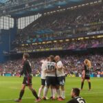 Ellen White Instagram - admin 🤝 Petr Cech getting done by @JackWilshere 😢