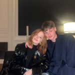 Ellie Bamber Instagram - Your fave wondering gnome returns…