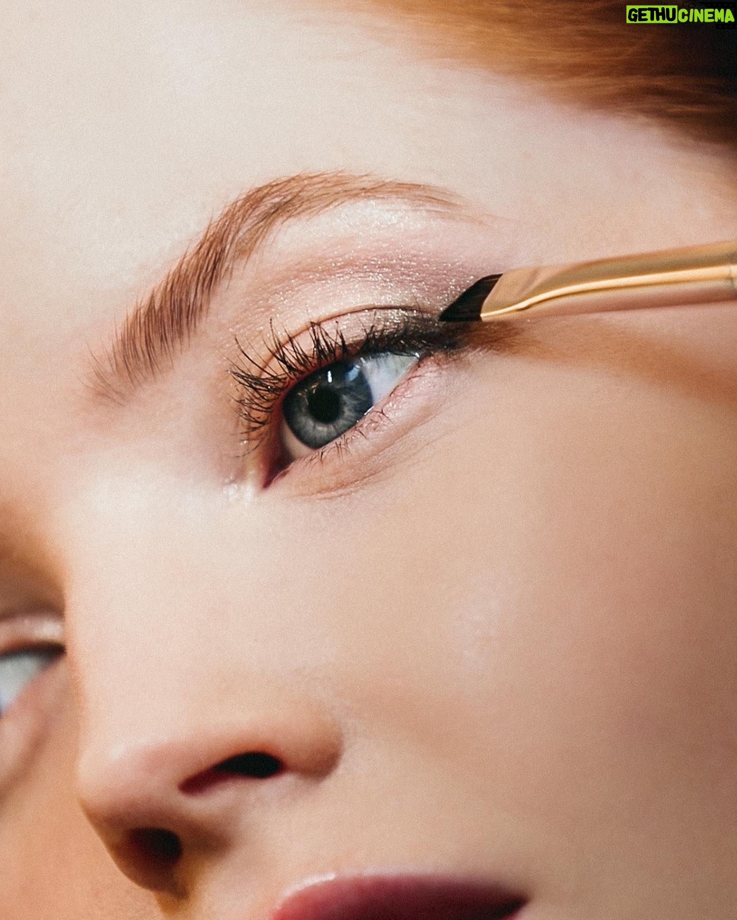 Ellie Bamber Instagram - Fully @pradabeauty for #PradaFW24 π€π©Άπ€ #PradaBeauty #PradaMakeup Wearing Prada Reveal foundation in LN5, Prada Dimensions eyeshadow in 02 Profusion, and Prada Monochrome lipstick in B101 Tiepolo #ad