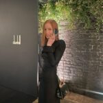 Ellie Bamber Instagram - Your fave wondering gnome returns…
