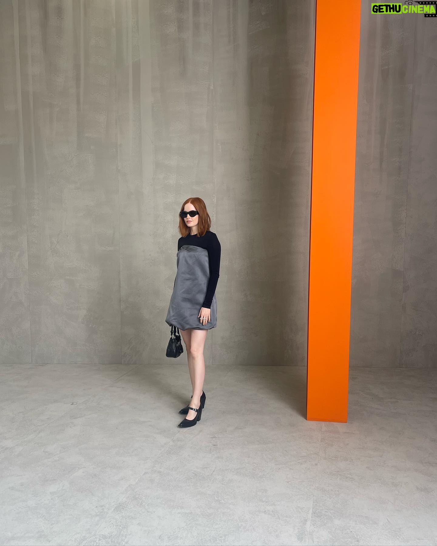 Ellie Bamber Instagram - @prada FW23 what a delight 🖤 thank you Prada family and Raf for having me 🤍
