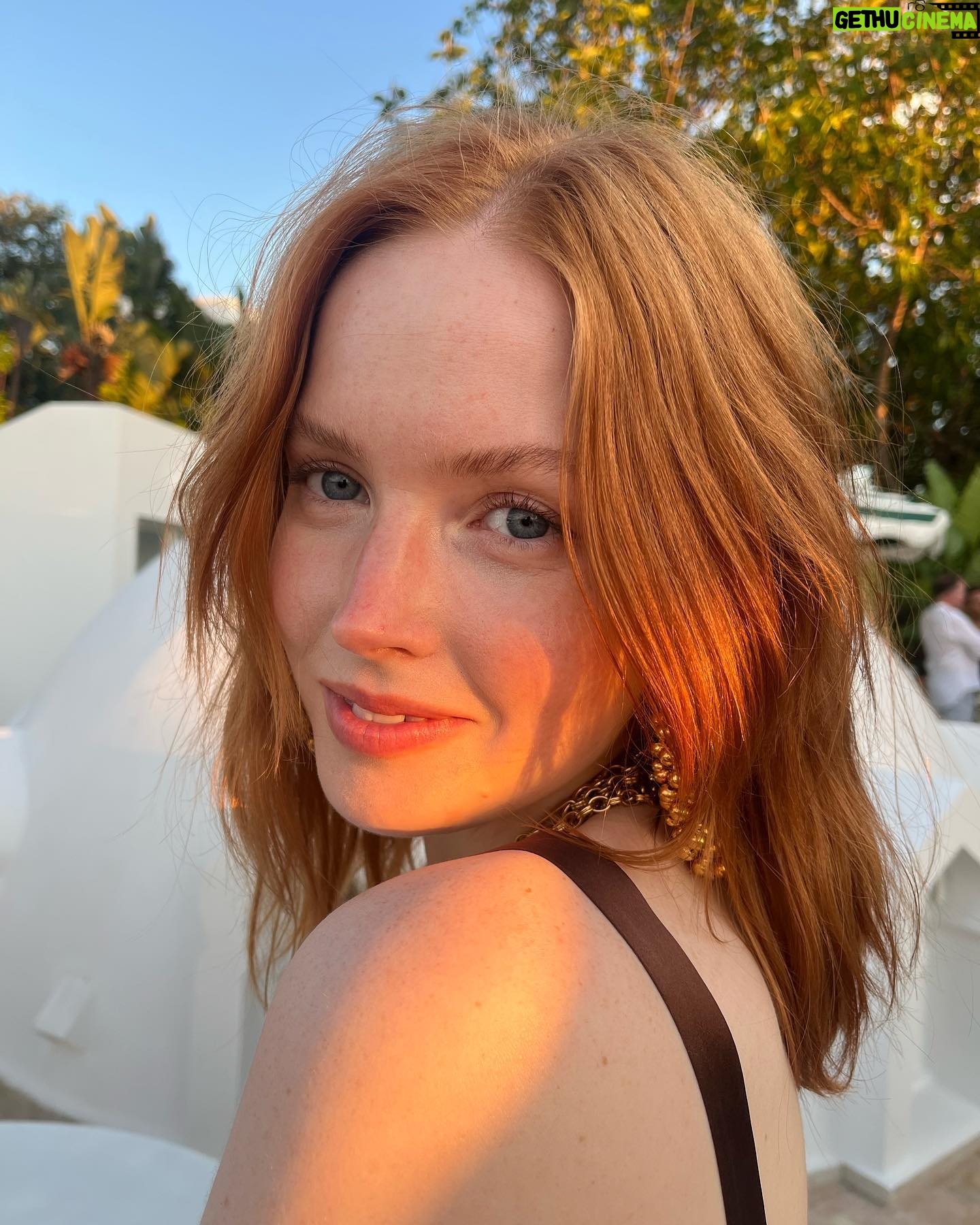Ellie Bamber Instagram - a magical weekend in paradise thanks to my darling friend @jasperconran miss you already 💚 @villamabrouka
