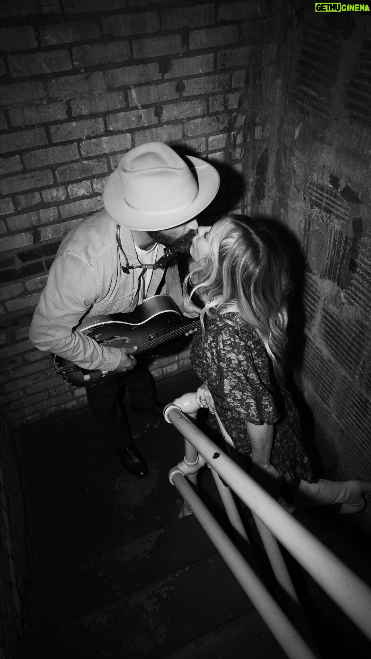 Ellie Holcomb Instagram - Yesterday we were at @thepolktheatre in Lakeland, Florida for the first time and we found out Elvis had played the same venue in the 50s!! The staff showed us the greenroom he had used and later on I snuck back up there to play this song. Life always looks a little brighter when love songs are singing us through the days!! ✨ Would love to know some of your favorite love songs that help keep your hearts full ❤️❤️❤️