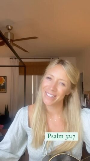 Ellie Holcomb Instagram - So grateful for the way God’s love has been a safe place, a hiding place for me. I hope you’ll take refuge in this steady Love on the days you need it.

#memorymondays #fightingwords #scripture #bibleverses #verseoftheday #inspiration #devotional #ellieholcomb