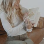 Ellie Holcomb Instagram - This clip is a reading from Day 59 of “Fighting Words: Expanded Limited Edition” about Psalm 23:4. For the full devotional reading you can head over to my @youtube channel!!! 🤎 #fightingwords #psalm23