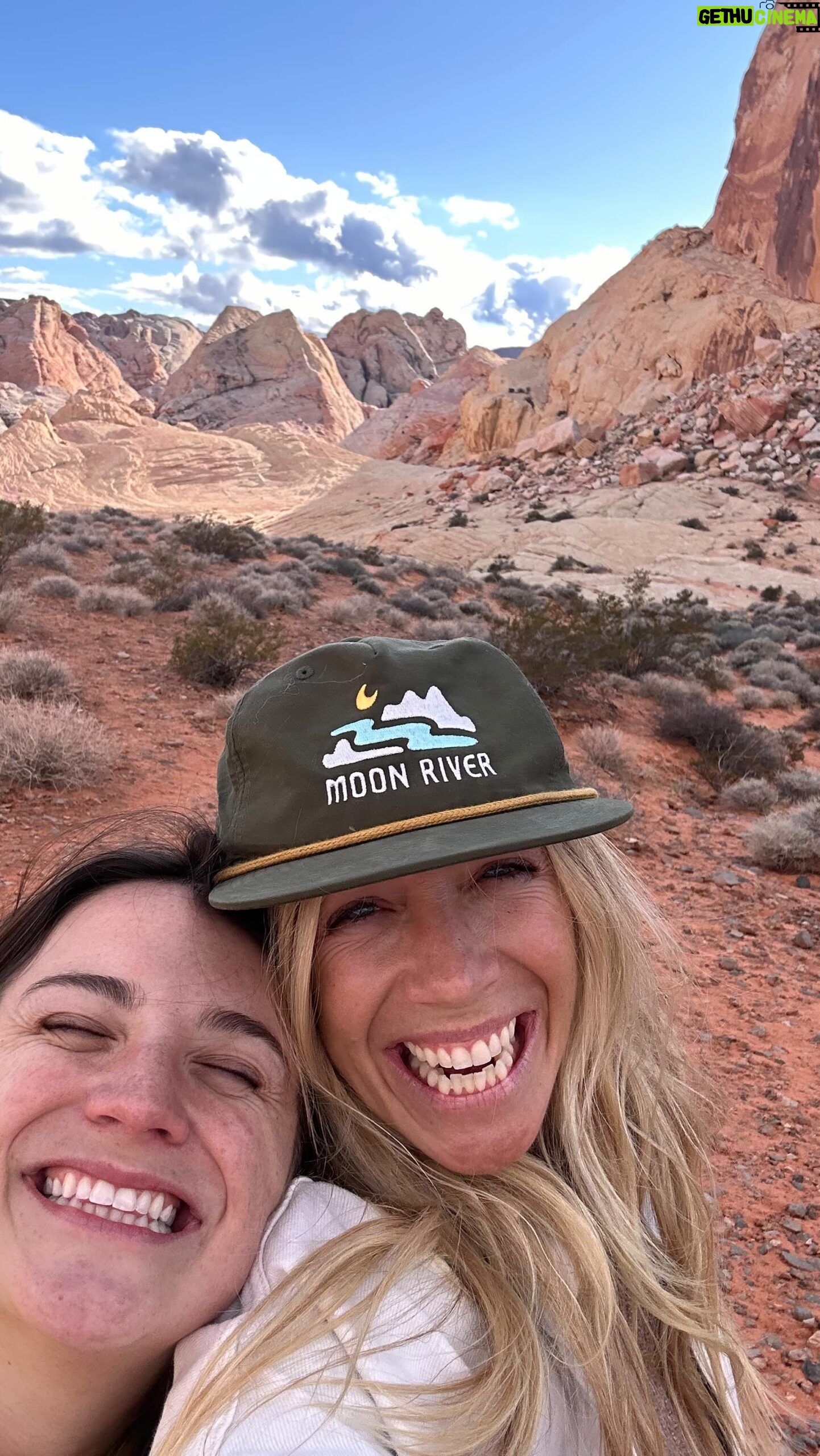 Ellie Holcomb Instagram - It is a true gift when you have a sister who is also your friend, and I’ve now got lots of them (@sarahbann @trazodesign @kristiesholcomb and soon to be @instagracelyn !!) , but first and forever , @carlybannister is my answered prayer, gift from God, sister-friend. She started off as an answer to my 4-10yr old prayers for a sister . I LOVE my brothers , but I also kept asking God to also give me a sister , and while my parents were NOT planning on having a 5th kid , God was kind to all of us and gave us Carly. She has always been evidence of God’s goodness and joy to me , and I have missed her like crazy, so when we figured out we were gonna miss each other by 2 hours on flights through Vegas (neither of us with plans to go to the Super Bowl FYI, but GO sports!) , we obviously changed our flights to the earliest possible hour and spent the day together . It’s SO good to be with one of your best friends , especially when you have not been able to see each other b/c you now live on dif sides of the country . I say all of this to encourage you to make plans to see the ones you love if you can. I’ll hold our sunshine drenched hike in The Valley of Fire State Park and the car ride in my heart for a very long time . Love you, Carly.