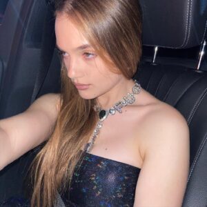 Elodie Grace Orkin Instagram - @halotheseries !!!