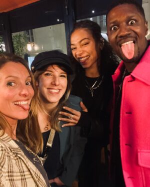 Élodie Varlet Instagram - Hier j’ai vu le film « Une histoire d’amour » et j’ai été bouleversée. 
C’est humain, c’est drôle, c’est empli d’émotion pure et de justesse dans les relations. 
Et puis il y a notre @pauline_bression qui y danse ... lumineuse, si belle. ✨

🎦Et .. ça sort le 12 Avril ! 🏃‍♂️

Bravo à toute l’équipe. 
@alexismichalik @juliettedelacroix_ @maricasoyer @leontine_doncieu 

❤️merci aussi pour cette belle soirée de copains. @leafrancoisoff @manonbresch @davidbaiot @dan_menasche 

#unehistoiredamour #sortie #cine #go #conseildujourbonjour 

@le_pacte_officiel @acme_prod @fulldawafilms