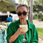 Eloise Mumford Instagram - ......i like pina coladas.