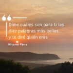 Elsa Punset Instagram – ¿Por qué es importante conocerse? Porque como decía el psicólogo Carl Rogers, solo podemos cambiar lo que comprendemos… Hay muchos caminos para comprenderse: el análisis consciente de una situación, observar y poner nombre a nuestras emociones y actitudes habituales, una psicoterapia, etc… 

Pero también podemos entender lo que nos mueve y motiva con reflexiones más ligeras, intuitivas o poéticas, como la que recomendaba el poeta y matemático chileno Nicanor Parra. Él decía: “Díme cuales son para ti las 10 palabras más bellas y te diré quién eres.” ¡Apunta esas palabras… y descubre hoy mismo algo más acerca de ti!

#conocerse #conocerseasimismo #inteligenciaemocional #elsapunset