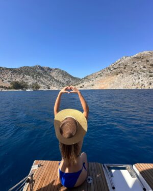 Elvan Dişli Instagram - En sevdiğim mavi 💙🫶🏻
En sevdiğim ay ♊️
En güzel seri 🌊🩵