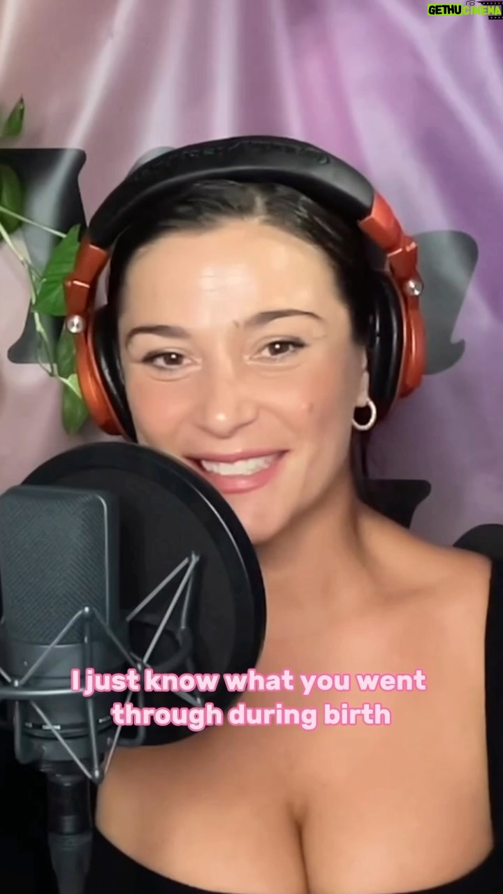 Elysia Rotaru Instagram - Hi allll, please tune into one of the funnest episodes that I’ve had chatting with the @mamastefit team ! 💜 @youdidit_thepodcast 🎙️ they offer so many amazing services, as well as an epic online program ( which I purchased and did postpartum) and by the way… it could be an amazing birthing / baby shower gift. Especially those who live in #aberdeen #northcarolina