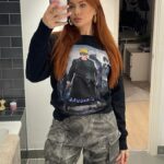 Elz The Witch Instagram - loved a mirror photo since 2011 🤳🏽➡️