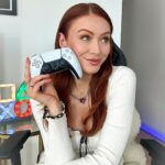 Elz The Witch Instagram - I CAN’T BELIEVE IT!! 😭 I have been selected to be a PlayStation Playmaker 👏♥️ one of my DREAMS was to work with @playstationuk and to now be a #PlayStationPlaymaker alongside an ambassador for the PlayStation Schools’ Cup means the world 🌎 more content to come very soon 🥳 #AD