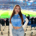 Elz The Witch Instagram - W’s at the Etihad starter pack 🤝🏻⚽️🩵