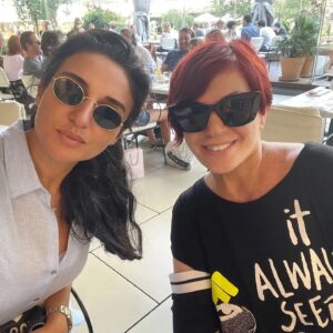 Emel Müftüoğlu Instagram - Aysem le kavustuk @aysestetik