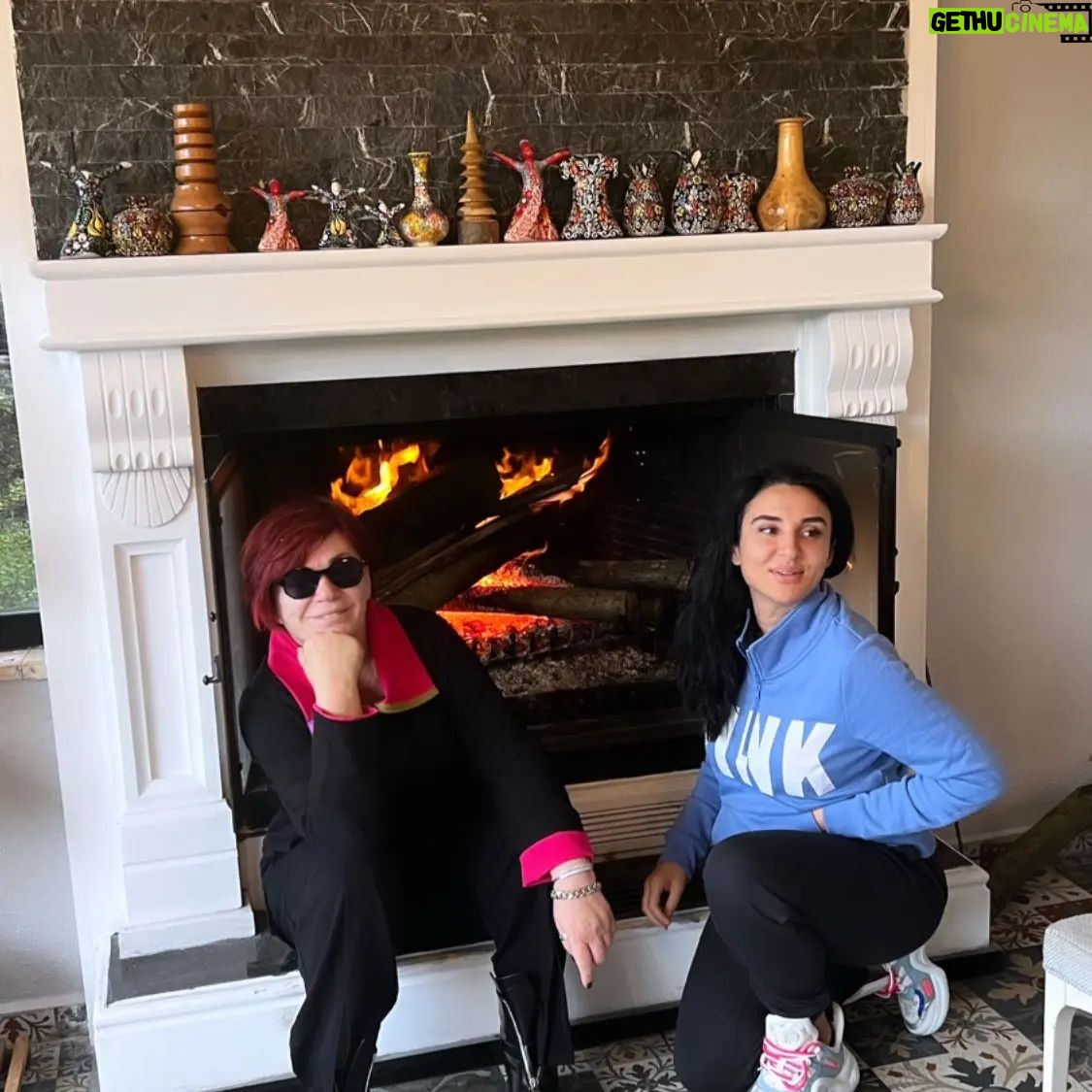 Emel Müftüoğlu Instagram - Dogar dogmaz kahvaltiyla basladim aysemle @aysestetik
