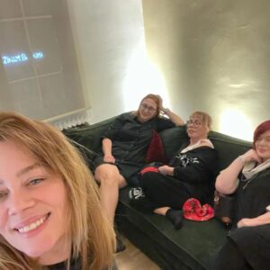Emel Müftüoğlu Instagram - Bu gece bahar gecesi yaptik @temedragve