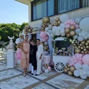 Emel Müftüoğlu Instagram - Asel'imiz geliyoooooooooo💃💃💃💃💃@irmakatuk @sevimatuk
