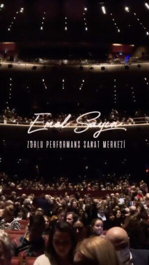 Emel Sayın Instagram - 🧿 31 Ocak Zorlu PSM Konserimin videosu 🧿 @oguzarinmis  @nergisscetinkaya  @cankarabulutofficial  @kiriktarak_ali  @eran_gul  @merttekay1