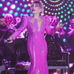 Emel Sayın Instagram – 🧿 Bitmeyen Aşkınıza ve Sevginize sonsuz teşekkürler💙

Menajer @oguzarinmis
Maestro @devrimekiz
Photo @yurekliahmet_  @nergisscetinkaya  @kiriktarak_ali  @seriipek  @eran_gul 

@bgmonline
#bostancıgösterimerkezi