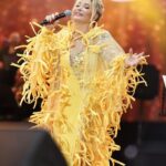 Emel Sayın Instagram – 🧿 @kurucesmeacikhava  konserimden 🧿  @oguzarinmis  @taskinsabah  @nergisscetinkaya  @eran_gul  @busraazararsiz.  @kiriktarak_ali  @seriipek  @didemtuzel  @bayir.burak  @boragokhan 📸