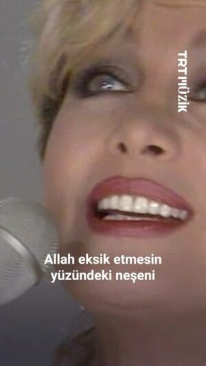 Emel Sayın Instagram - 🧿
