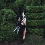 Emerald Gordon Wulf Instagram - Dear Tim Burton, Please have your people call my people. Sincerely, Em Photos by @kalialexsis #edwardscissorhands #timburton #Halloween #halloweencostume #spookyseason #spooky #contortion #contortionist #flexible #flexibility #dance #dancer