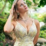 Emerald Gordon Wulf Instagram - Today is my 17th birthday! Check my tiktok to see behind the scenes from this fairy photoshoot with @kalialexsis #birthday #17 #teen #model #sandiego #seventeen #california #sandiegomodel #losangeles #botanicalgardens #teenager