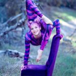 Emerald Gordon Wulf Instagram - Halloween might be over, but we’re still all mad here 🎩😻🫖🐛 Costume by @shapeshifterzco Photos by @kalialexsis #disney #disneycosplay #cosplay #cosplayer #cosplaygirl #comiccon #aliceinwonderland #cheshire #cat #costume #contortion #contortionist #flexible #flexibility #cirquedusoleil