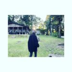 Emi Takei Instagram – @loin.official のゆったりニットのカーディガン。
お袖のたっぷり感が可愛いのです。

自然に行くときはとことんリラックスモードで。
あっというまに12月がもうすぐそこまで👋