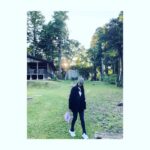 Emi Takei Instagram – @loin.official のゆったりニットのカーディガン。
お袖のたっぷり感が可愛いのです。

自然に行くときはとことんリラックスモードで。
あっというまに12月がもうすぐそこまで👋