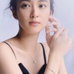 Emi Takei Instagram - この度　@chaumetofficial の人気コレクションであるビーマイラブのジャパンアンバサダーに就任いたしました💎待望の新作です。是非チェックしてみてください。