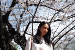 Emi Takei Instagram - 🌸４月が始まった。
あったかい日もあったり
急に寒かったり
皆さんいかがお過ごしですか？

桜が満開で思わず
Leica📷を持ち出した日。
綺麗だったー。
自然が好きだなー。

そろそろ釣れますな。😏🎣