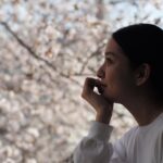 Emi Takei Instagram – 🌸４月が始まった。
あったかい日もあったり
急に寒かったり
皆さんいかがお過ごしですか？

桜が満開で思わず
Leica📷を持ち出した日。
綺麗だったー。
自然が好きだなー。

そろそろ釣れますな。😏🎣