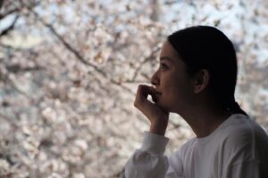 Emi Takei Instagram - 🌸４月が始まった。
あったかい日もあったり
急に寒かったり
皆さんいかがお過ごしですか？

桜が満開で思わず
Leica📷を持ち出した日。
綺麗だったー。
自然が好きだなー。

そろそろ釣れますな。😏🎣