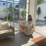 Emi Takei Instagram - ぺちゃくちゃ喋りながら 最高のお天気のなか、撮影。 笑った、笑った😂 笑いすぎたカットが多かった、笑🙅‍♀️