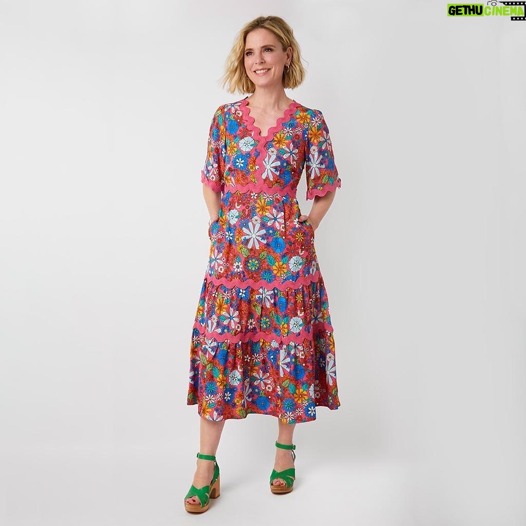 Emilia Fox - 7K Likes - Am absolutely thrilled and honoured to have been asked by Marielle to do a collaboration collection with @wyselondon . It feels like a joyous celebration of our friendship and shared belief in wearing clothes that are stylish, expressive and fun. I always feel at my best when I wear Wyse, both for work and in everyday life, and I so hope that anyone who wears anything from the collection feels the same too! 💗🌸🌺🌼💗🌸🌺🌼🌸🌺💗🌼🌸💗🌼🌺💗#wyse #wyselondon #collaboration #friendship #joy #pinktrousersuit #floralfrocks #flowerpower #golddress #shimmer
