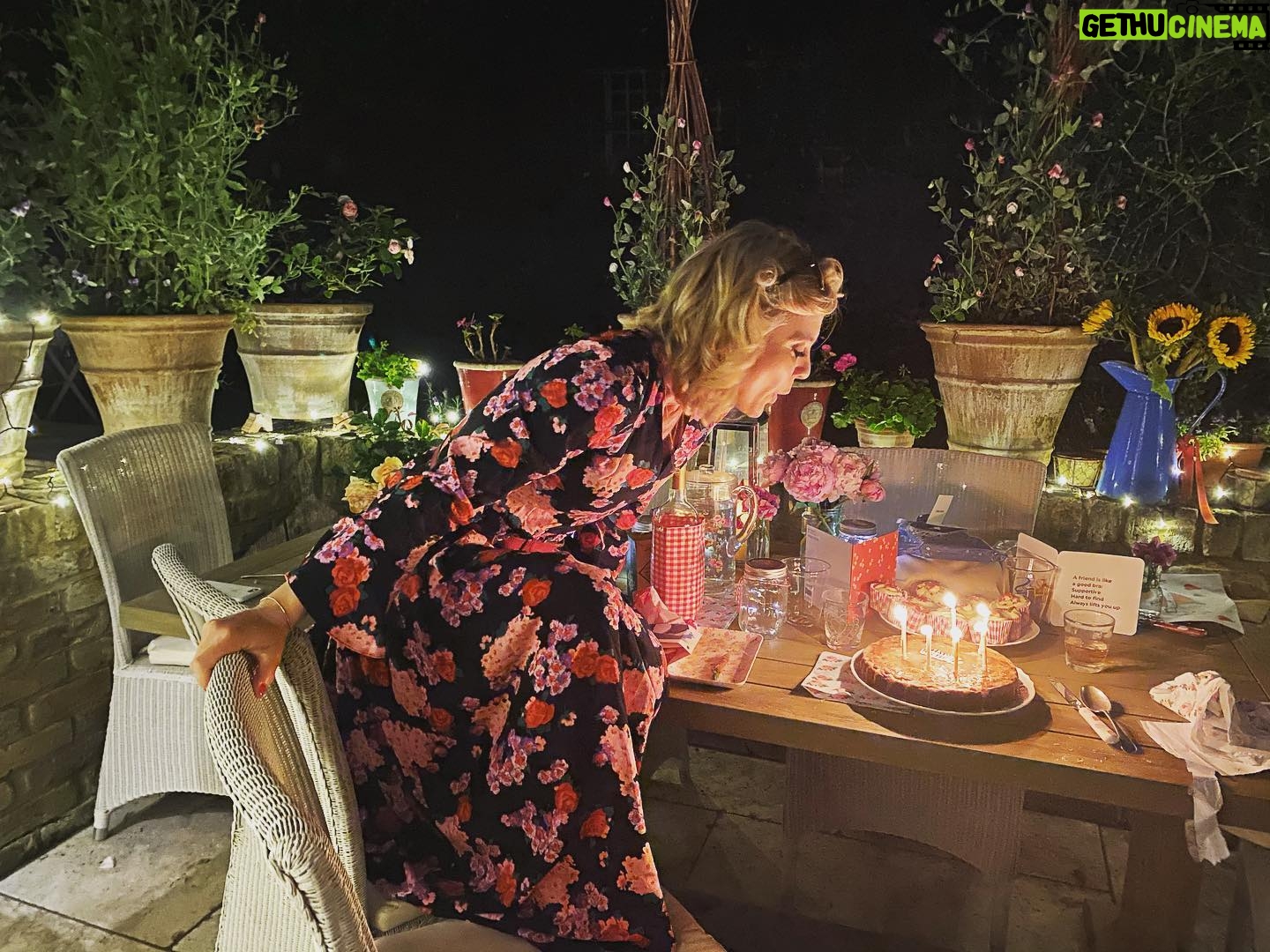 Emilia Fox - 6.7K Likes - Blowing out candles on my beautiful new birthday #gifted garden table! 🎂 💕🎂💕🎂💕I got home on Friday night and my little girl covered my eyes and walked me into the garden and I was staggered to see the most beautiful Harmondsworth table and Chatto chairs which I have been dreaming of. The garden has always been my favourite place to be and now it is even more so. Thank you @neptunehomeofficial for making me such a happy birthday girl and thank you @clairabellabingbong @sleeprosie and 🌹for making it look so magical. #summernights #holidayathome #birthdayathome #realneptunehomes
