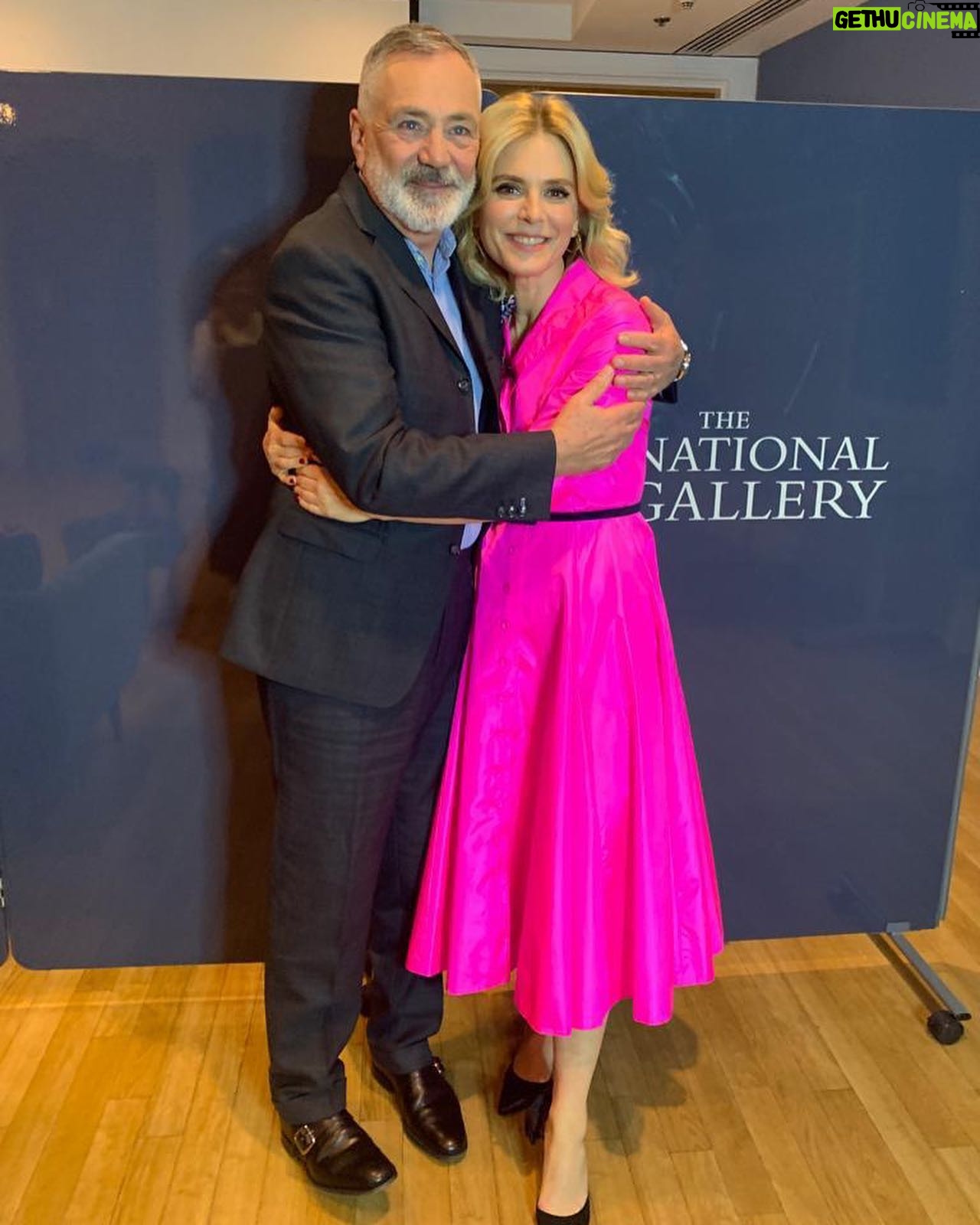 Emilia Fox - 7.6K Likes - Had such a great time talking to my dear friend and leading criminologist @professordavidwilson last night for #Audipresents with such a lovely audience @nationalgallery . With thanks to @audiuk and @suzannahlondon @emmylondonofficial @coeur_de_lion_jewellery for letting me #borrow such a fab dress, heels & jewellery . And thank you @lizbeckettmua @bencooke_lockonego @arabellaboycestylist #audiambassador