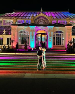 Emilia Fox Instagram - We had such a joyful evening celebrating the plants, arts and culture of Mexico in the Temperate House at glorious @kewgardens . And it was made all the brighter and filled with ❤️🧡💛💗 by being there with @jonathanstadlen 🌸🌺🌷🌻🥀🌼🌿🌳🍃🌵🍄 Thank you @aspigalondon for letting me #borrow this fabulous frock and thank you @jopmakeup for doing fab h&m